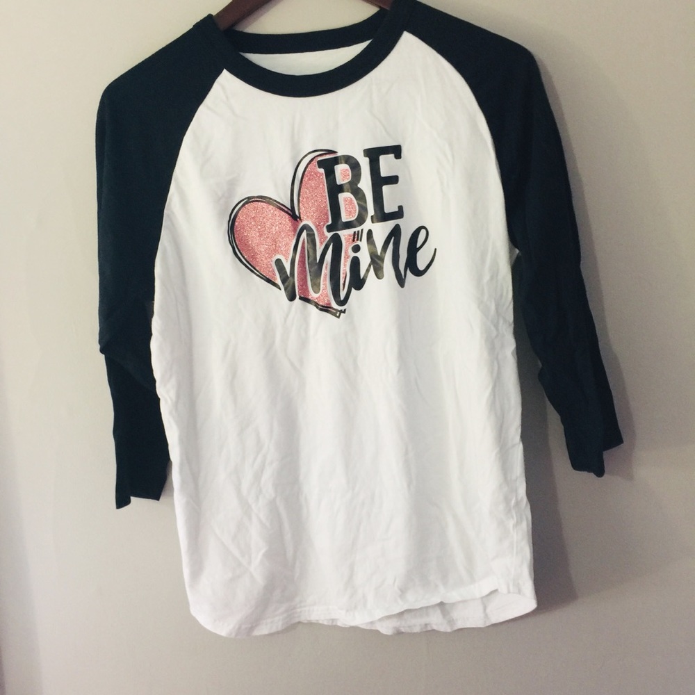 Sport tek valentines T-shirt Size:S